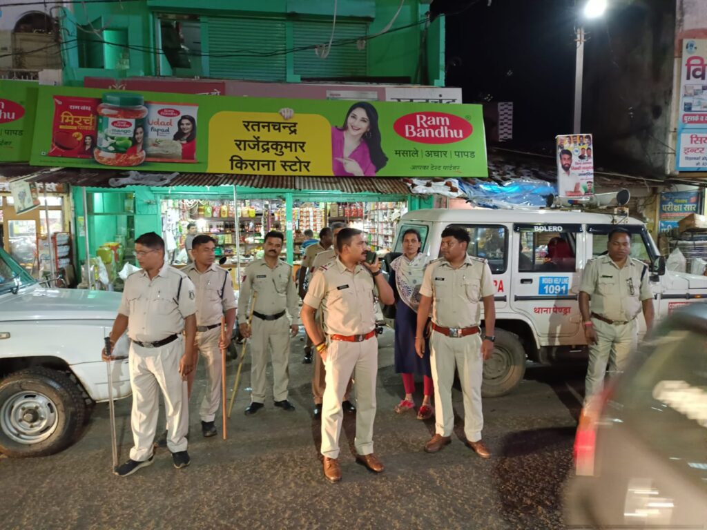 नशे से स्वास्थ्य पर बुरा असर पड़ता है। साथ ही परिवार भी टूटता है - धर्मनारायण तिवारी थाना प्रभारी 1 IMG 20230629 WA0027