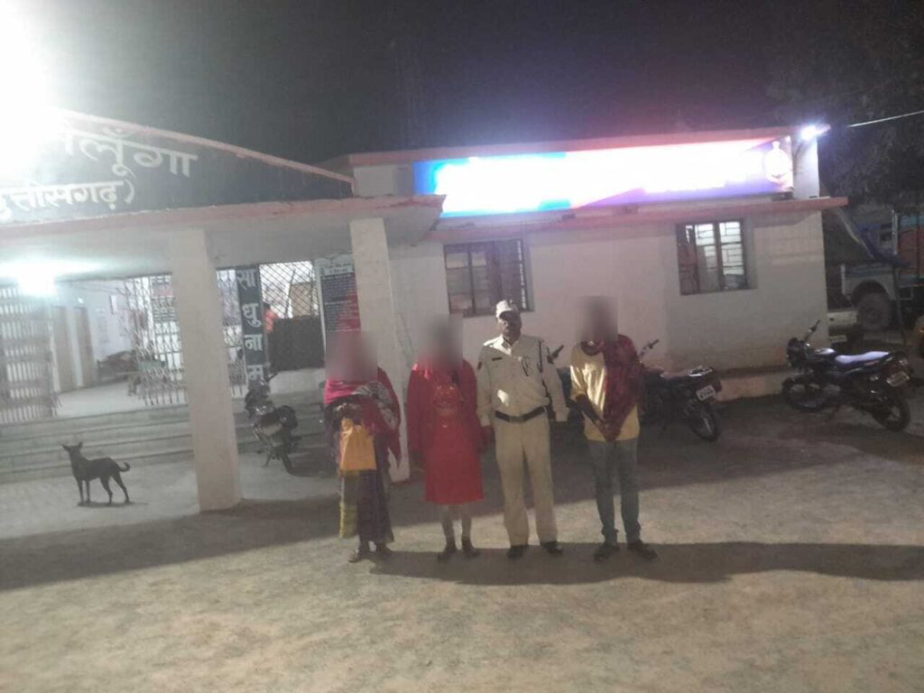 लैलूंगा पुलिस की त्वरित कार्यवाही , गुम बालिका को चंद घंटो में ढूंढ कर परिजनों को सौंपा 1 IMG 20240114 WA0068