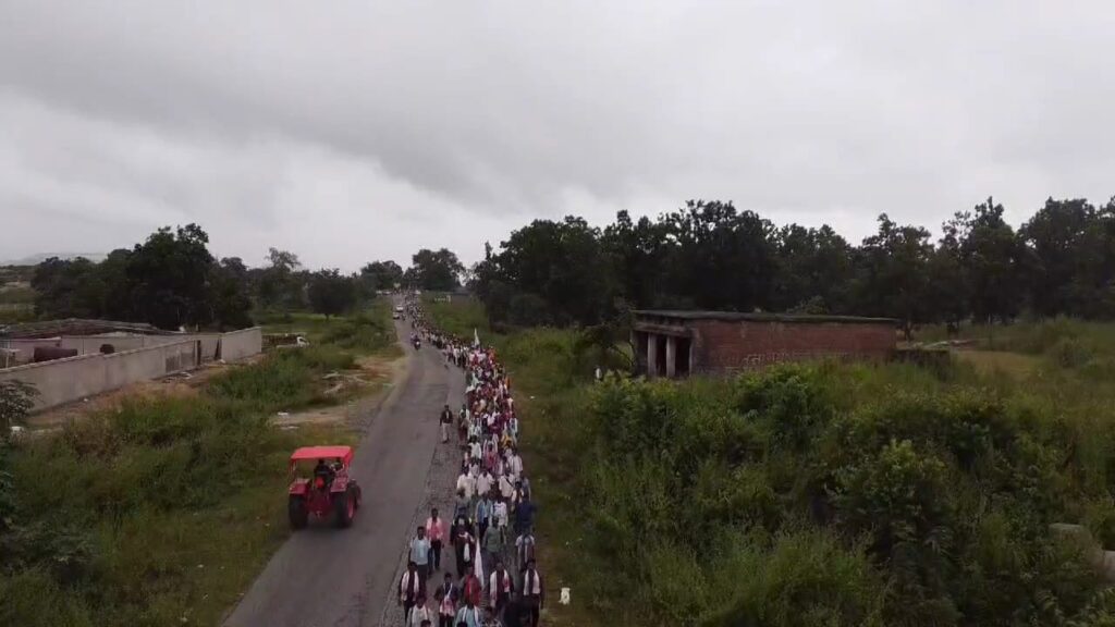 विधायक के बयान ने पकड़ा तूल , समाज के हजारों लोगों ने रैली निकाल कर सीएम के नाम ज्ञापन सौंपा 2 1001130916