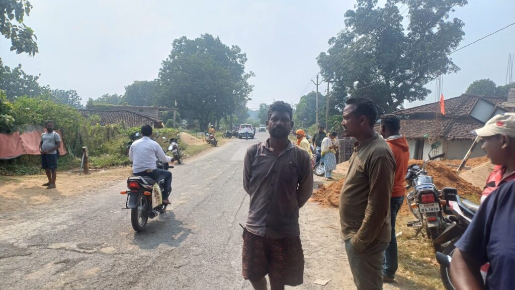 गोली कांड से मची सनसनी - लूट के इरादे से आये बदमाशों ने वृद्ध महिला की गोली मारकर की हत्या .... अन्य 1 घायल 3 IMG 20241105 WA0040