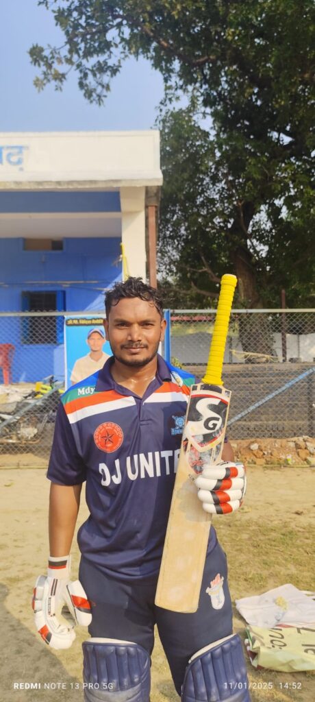 डीजे यूनाईटेड घरघोड़ा की आंधी में उडी आरसीए , 3 विकेट से हरा कर ट्राफी पर किया कब्ज़ा 3 IMG 20250111 WA0031