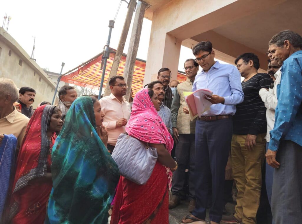 जातिगत विद्वेष से पीड़ित फौजी की पत्नी ने वित्त मंत्री से लगाई न्याय की गुहार. 1 IMG 20250121 WA0004