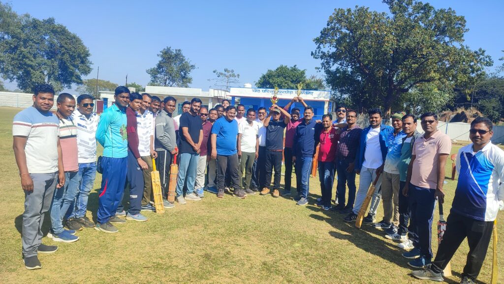 गणतंत्र पर्व के उपलक्ष्य में प्रशासन और पत्रकार , जनपद पंचायत के बीच सद्भावना मैच 1 IMG 20250126 WA0052