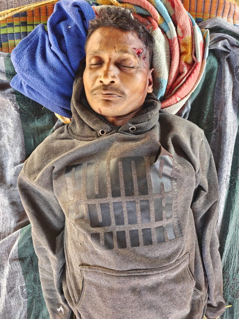 कुल्हाड़ी मारकर कर दी ग्रामीण कि हत्या , ग्रामीण पर लगाया ये आरोप... 1 IMG 20250127 WA0029