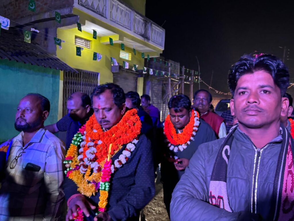 युवा मोर्चा की मजबूत टीम और भाजपा की कुशल रणनीति ने कांग्रेस के अभेद किले को ढहाया ... इस सीट पर ऐतिहासिक जीत 2 IMG 20250226 WA0071