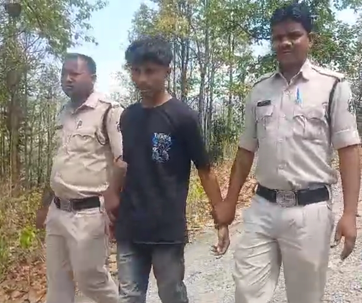 नाबालिग से सोशल मिडिया में दोस्ती प्यार और फिर शादी का सपना दिखाकर लूट लिया आबरू ..... आरोपी युवक गिरफ्तार 2 Screenshot 2025 03 24 14 26 39 00 6012fa4d4ddec268fc5c7112cbb265e7