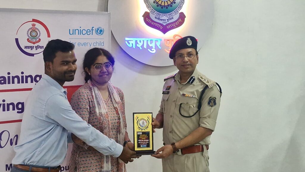 पुलिस ने यूनिसेफ के साथ मिलकर तैयार किये सैंकड़ों सायबर योद्धा 1 IMG 20250417 WA0038