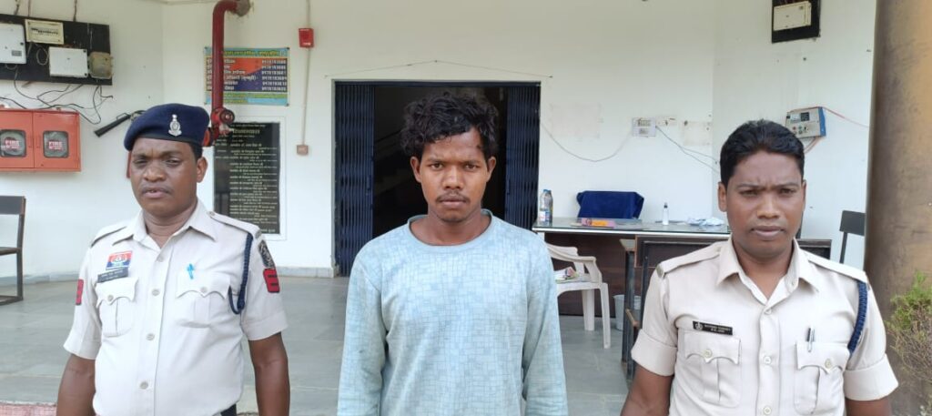 लड़की के लिए पोते ने दादी की कर दी हत्या , आरोपी गिरफ्तार 2 IMG 20250511 WA0013