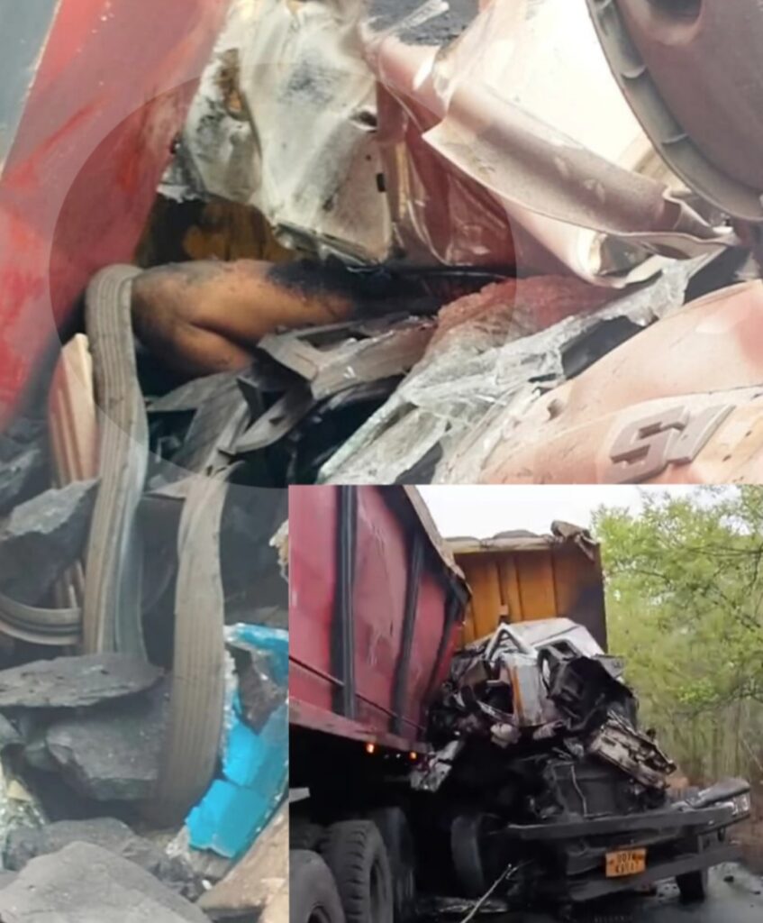 दो ट्रेलर कि आमने सामने भिड़ंत , ट्रेलर कि उड़े परखच्चे .... केबिन में ...... ड्राइवर कि मौत.... 1 Screenshot 2025 05 26 13 16 37 07 965bbf4d18d205f782c6b8409c5773a4