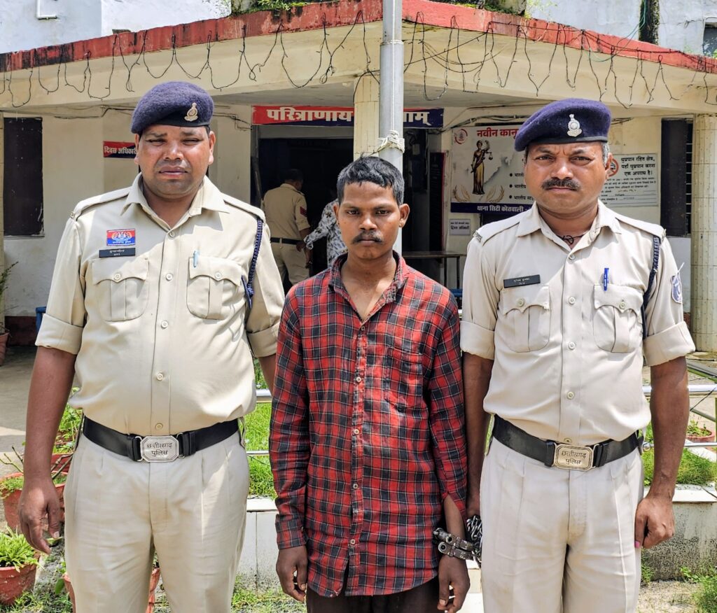 कलयुगी बेटे ने पिता कि पत्थर से मारकर कर दी हत्या, आरोपी पुत्र गिरफ्तार 1 256878