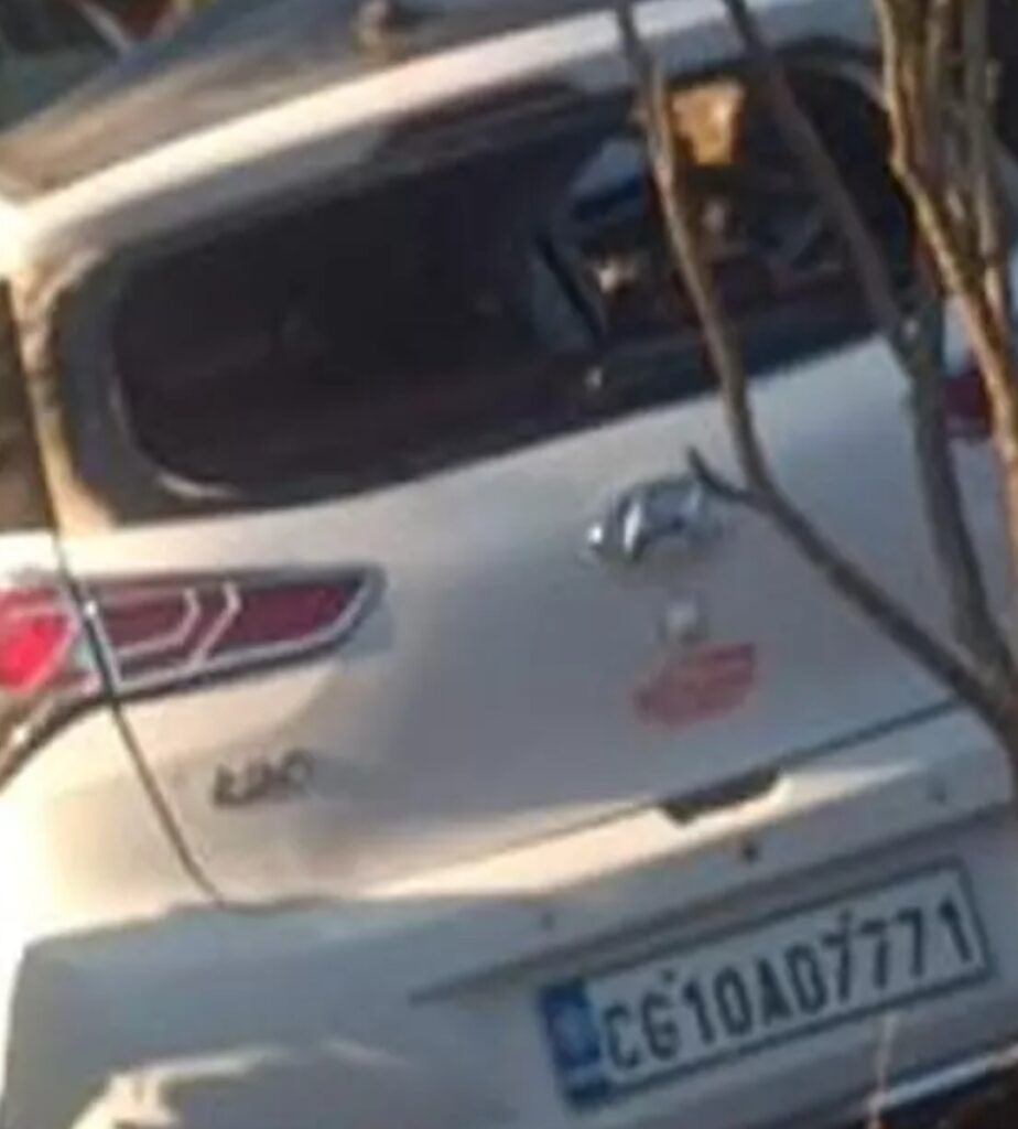 I20 कार ट्रेलर में जा घुसी , 5 लोगों की मौके पर मौत .. पुलिस जाँच में जुटी 1 1279093