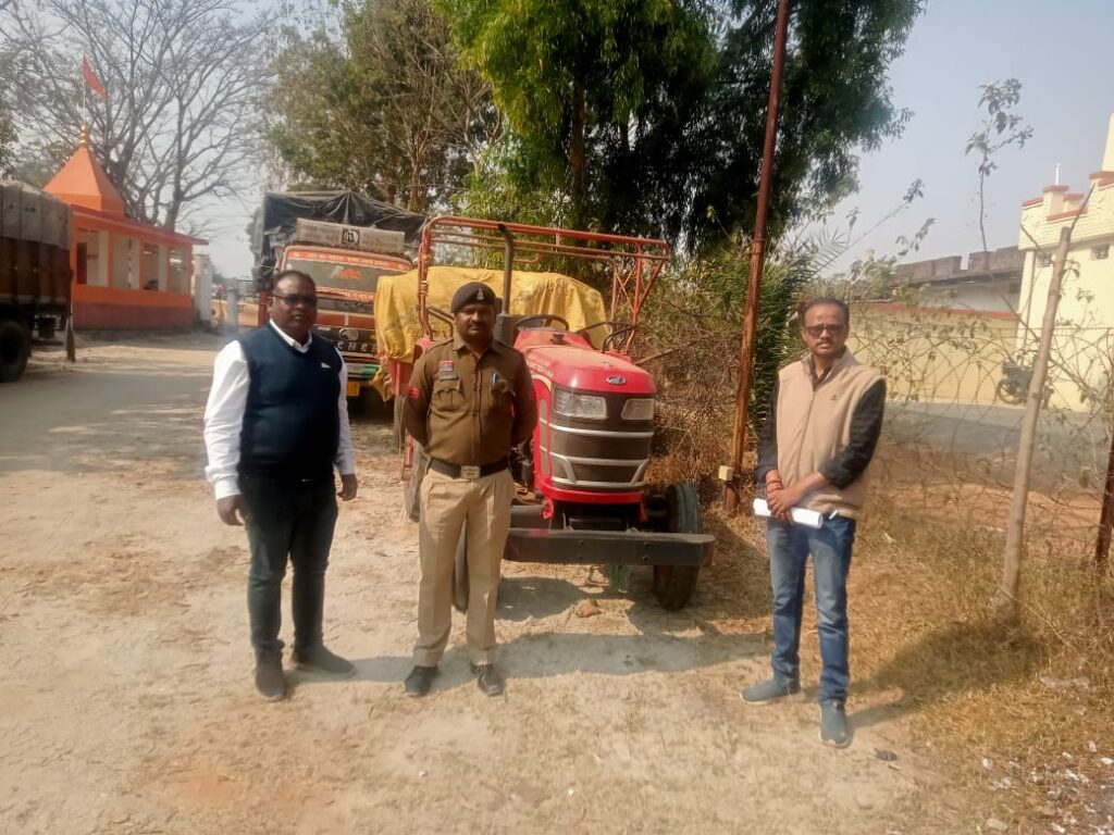 ट्रैक्टर – ट्रक से 230 क्विंटल अवैध धान जब्त 1 1800765