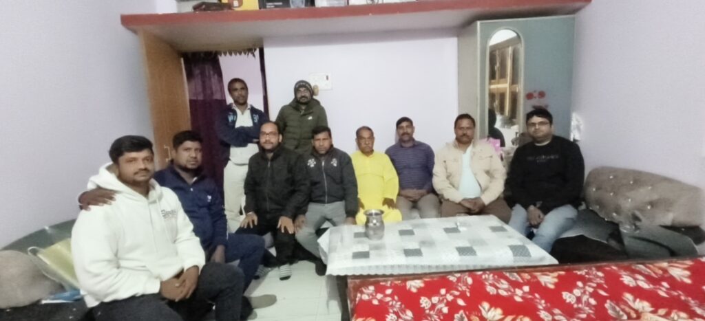 रौनियार समाज घरघोड़ा की बैठक संपन्न... लिए गए महत्वपूर्ण निर्णय 1 1985717