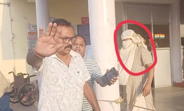 चावल वाले बाबा गिरफ्तार .. दर्द का इलाज के लिए पहुंची महिला से दुष्कर्म 3 3444714