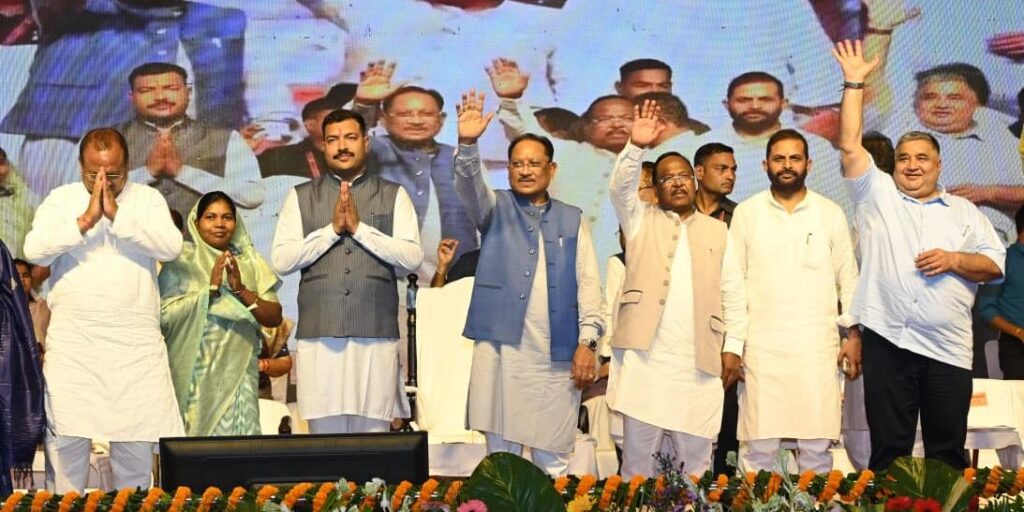 रामगढ़ की ऐतिहासिक, सांस्कृतिक एवं पुरातात्विक विरासत को विश्व पटल पर दिलाएंगे नई पहचान - मुख्यमंत्री विष्णु देव साय 1 3670704