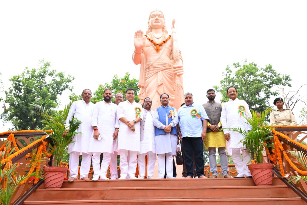मातृशक्ति एवं प्रकृति के प्रति श्रद्धा का अनुपम संगम - मुख्यमंत्री विष्णु देव साय 1 3671019