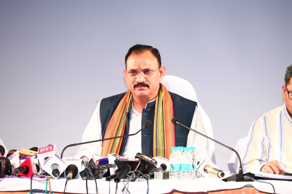मलेरिया पर निर्णायक प्रहार जारी, एक भी मृत्यु न हो यही हमारा लक्ष्य : स्वास्थ्य मंत्री 1 4001064