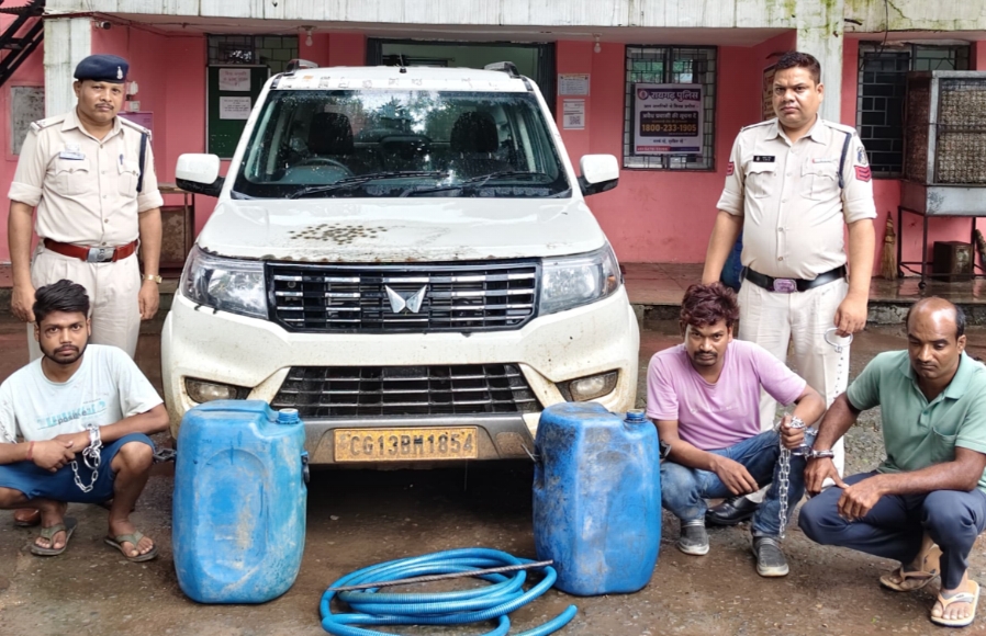 ट्रकों का डीजल उड़ाने वाला गैंग .. खरीदार समेत 3 गिरफ्तार 1 4092829