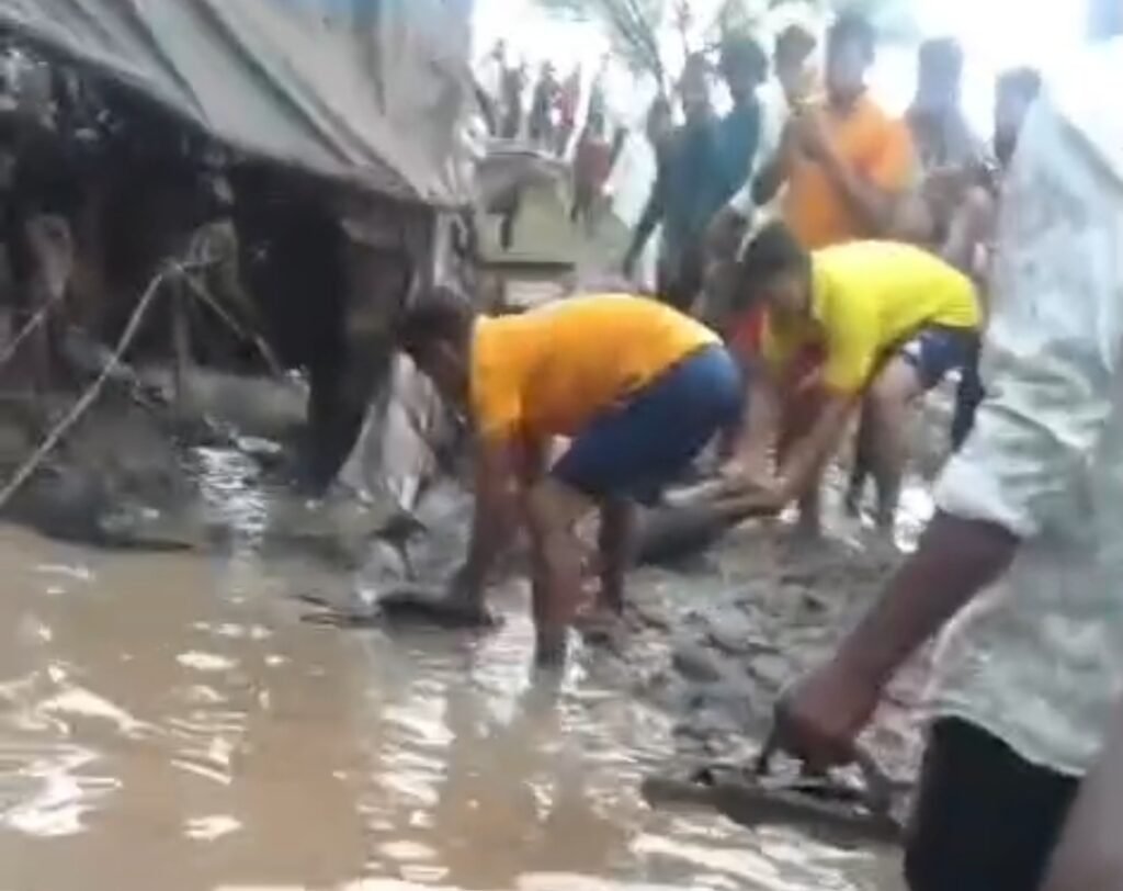 खेत की जुताई के दौरान हादसा .. ट्रैक्टर में दबकर चालक की मौत 1 4159169