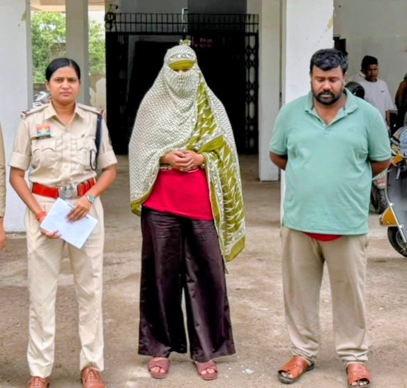 नाबालिग से दुष्कर्म, फर्जी दस्तावेजों से प्रसव .. नवजात की बिक्री मामले में दो और आरोपी गिरफ्तार 1 4259770
