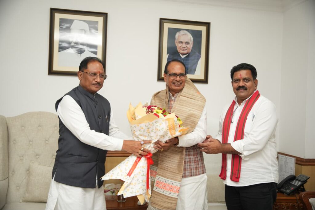 अरुणाचल मॉडल पर बस्तर में सड़क निर्माण की मांग .. CM साय की पहल पर केंद्र का सकारात्मक आश्वासन" 1 IMG 20260802 WA0002