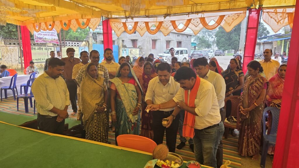 महलोई में शुरू हुआ ग्रामीण सचिवालय .. ग्रामीणों को मिलेगी बड़ी सुविधा 1 IMG 20260827 WA0084