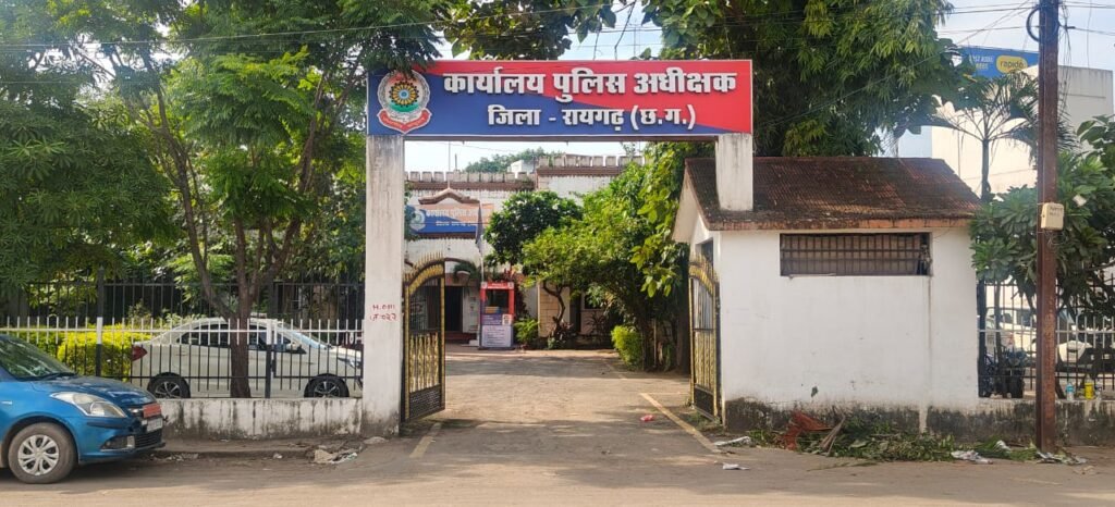 मुख्य मार्ग पर दो पक्षों के बीच मारपीट गाली-गलौज के वीडियो वायरल .. 7 के खिलाफ नामजद अपराध दर्ज 1 4672189