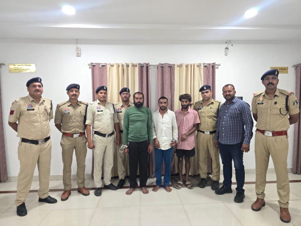नाखूनों के DNA ने खोला हत्या का राज .. तीन आरोपी गिरफ्तार 2 4805160