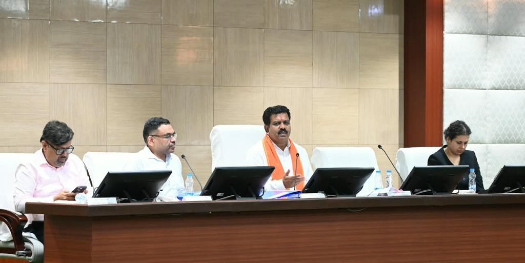 नशे के अवैध कारोबार की जड़ तक पहुंचकर पूरे नेटवर्क को ध्वस्त करें - उप मुख्यमंत्री 1 5058514